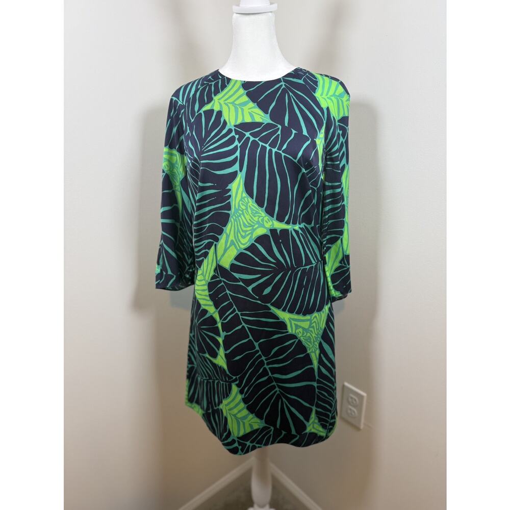 Lilly Pulitzer Carol Shift Dress in Under The Palm Green and Navy Print 2